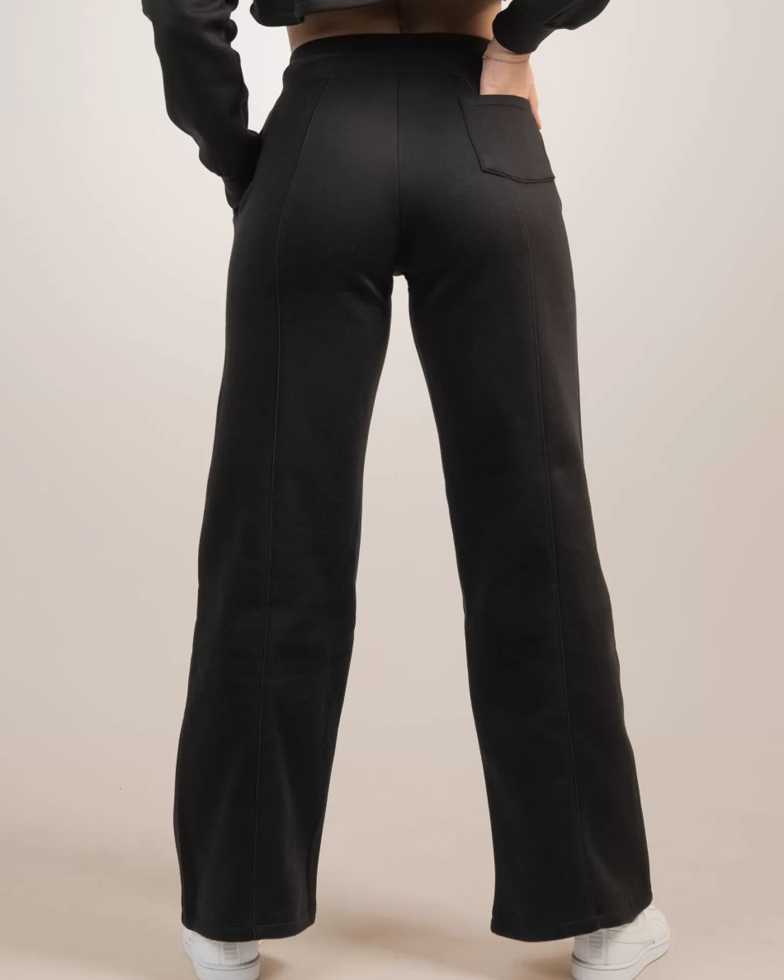 Women Gavelo Tracksuits^ Chill Lounge Pant Black