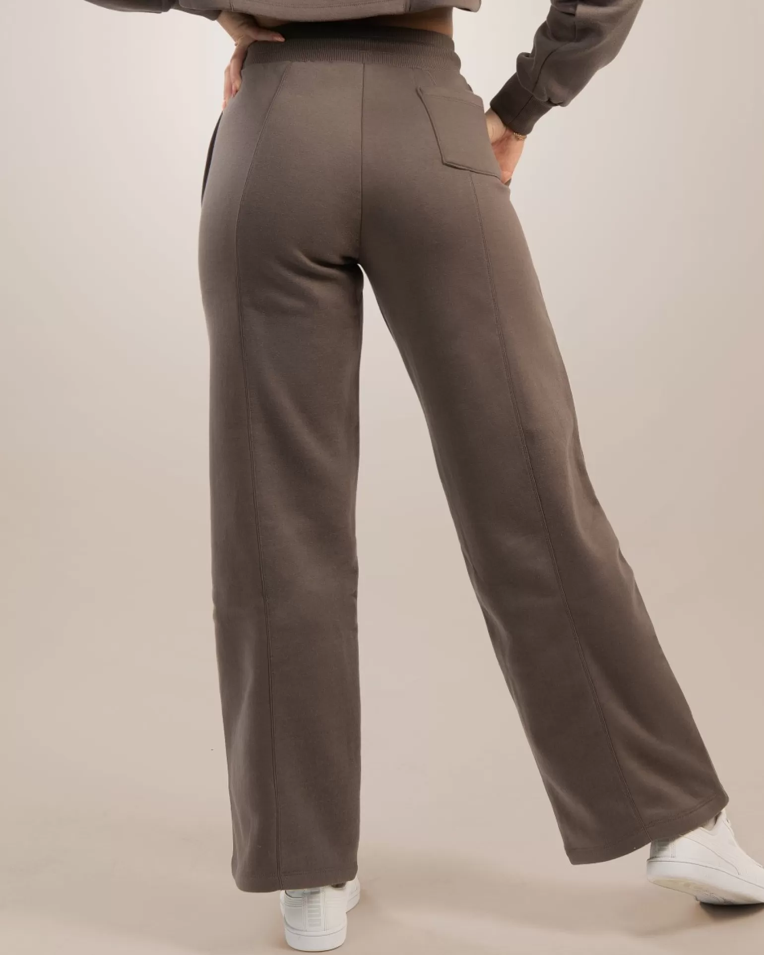 Women Gavelo Tracksuits^ Chill Lounge Pant Taupe