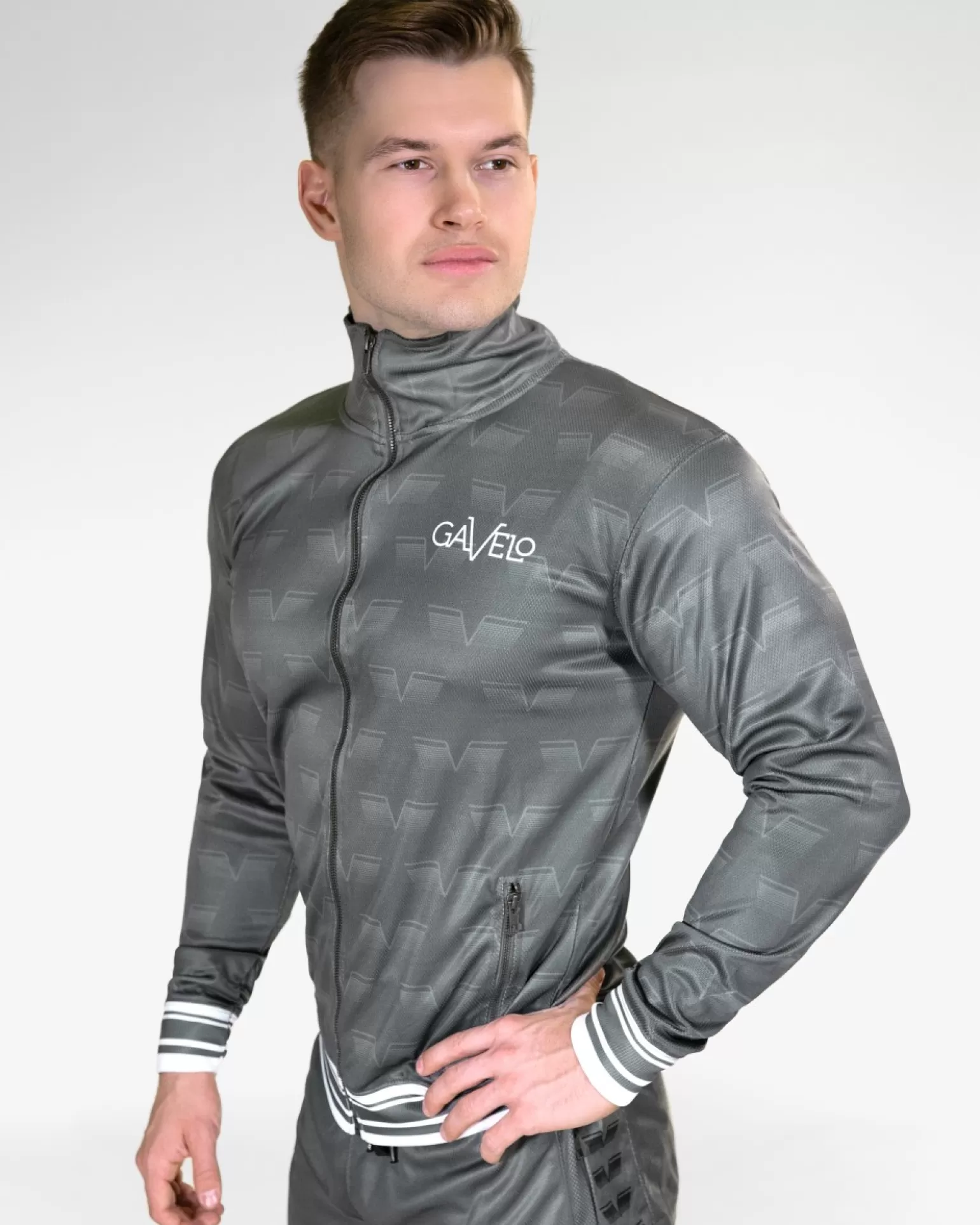 Men Gavelo Long Sleeve^ Track Jacket Carbon Grey